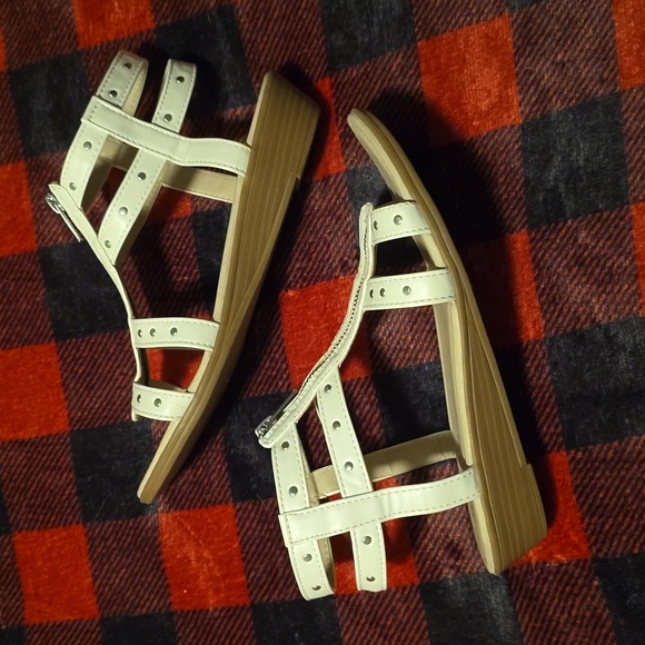 Rialto White Zipper Sandals - Picture 1 of 10